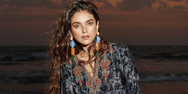 Aditi Rao Hydari's throwback pictures of Kaatru Veliyidai